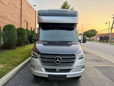 Used 2019 Mercedes-Benz Sprinter 170 image 21