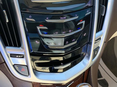 Used 2014 Cadillac SRX Luxury w/ Driver Awareness Package image 22