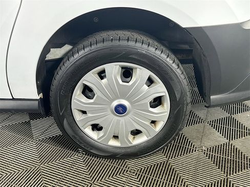 Used 2019 Ford Transit Connect XL image 32
