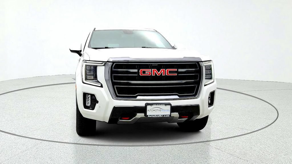 Used 2023 GMC Yukon XL AT4 AWD/4WD image 2