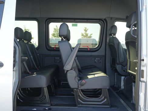 New 2026 Mercedes-Benz Sprinter 2500 image 8