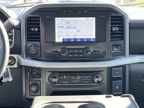 Used 2023 Ford F150 XLT w/ Trailer Tow Package image 16