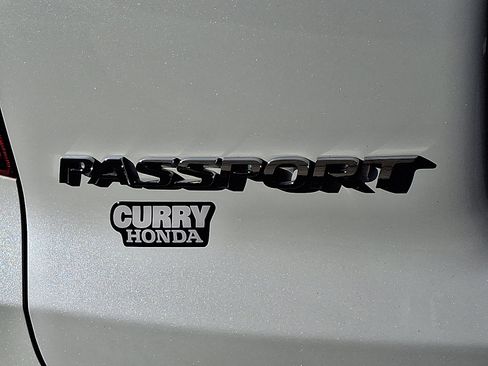 Used 2022 Honda Passport EX-L image 32