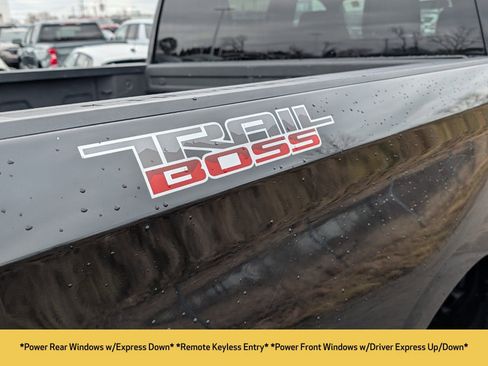 Used 2019 Chevrolet Silverado 1500 Custom Trail Boss w/ Custom Convenience Package image 14