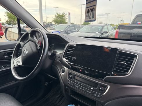 Used 2022 Honda Pilot Special Edition image 27