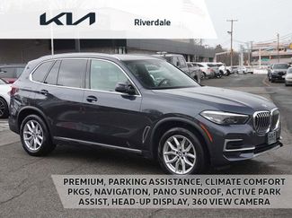 Used 2022 BMW X5 xDrive40i w/ Premium Package video 1