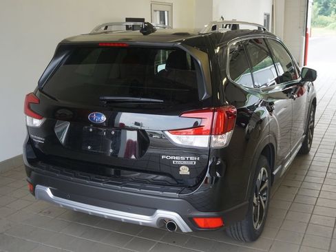 Used 2024 Subaru Forester Touring AWD/4WD image 18