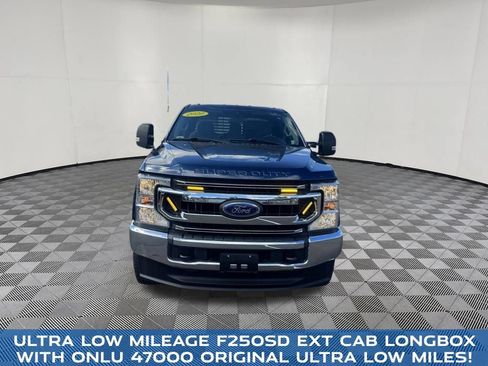 Used 2020 Ford F250 XL w/ STX Appearance Package AWD/4WD image 2