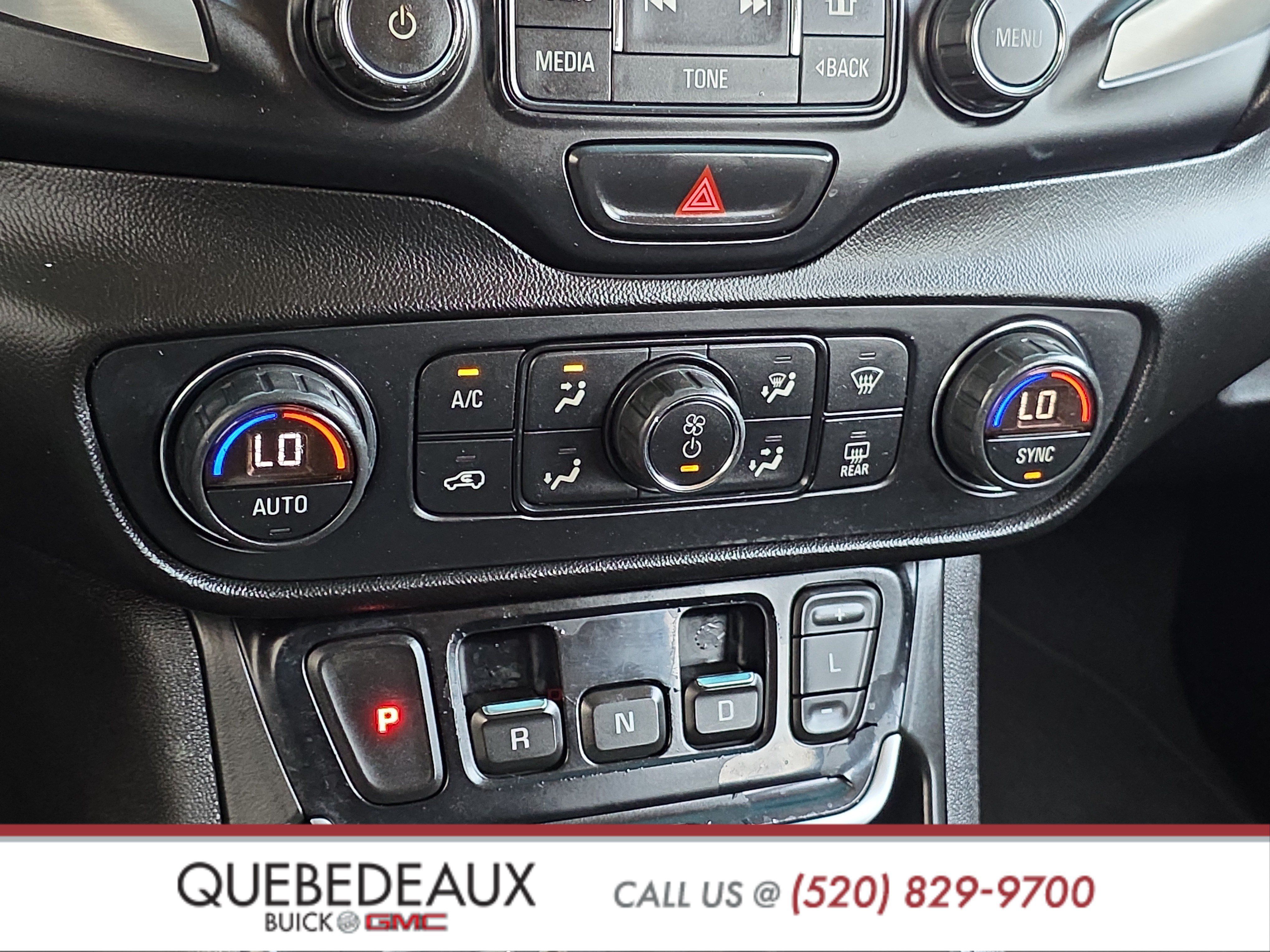 Used 2018 GMC Terrain SLT w/ Preferred Package FWD image 18