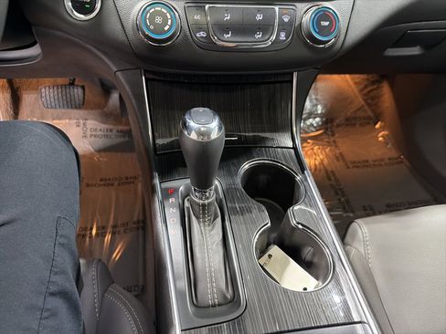Used 2019 Chevrolet Impala LS image 28