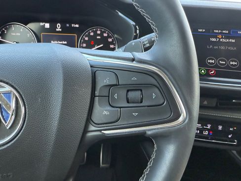 Used 2022 Buick Envision Essence w/ Technology Package II image 28