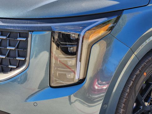 New 2026 Kia Carnival SX image 5