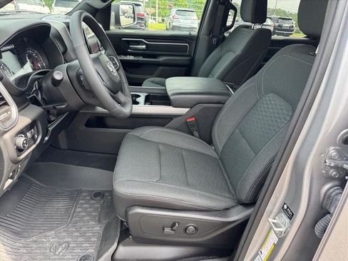 Used 2025 RAM 1500 Big Horn AWD/4WD image 13