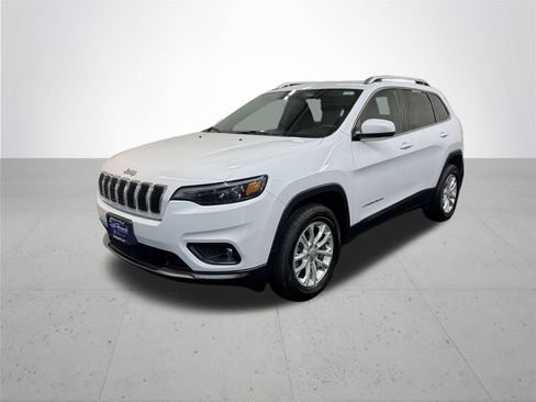 Used 2019 Jeep Cherokee Latitude w/ Cold Weather Group AWD/4WD image 2