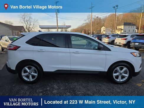 Used 2020 Ford Edge SE image 4