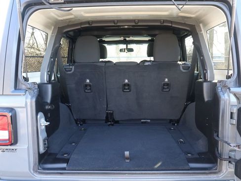 Used 2019 Jeep Wrangler Unlimited Sport S image 46