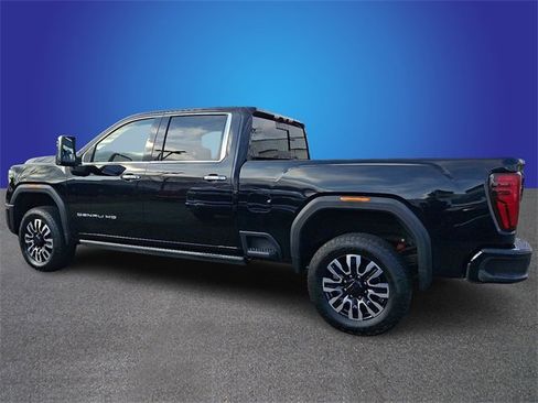 Used 2024 GMC Sierra 3500 Denali Ultimate image 7
