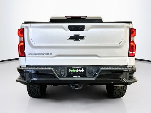 Used 2023 Chevrolet Silverado 1500 LT Trail Boss w/ Protection Package AWD/4WD image 7