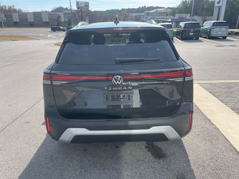 New 2026 Volkswagen Tiguan S FWD image 4