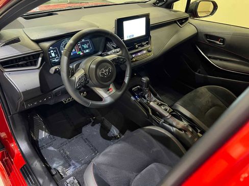 Certified 2025 Toyota Corolla Premium Plus image 2