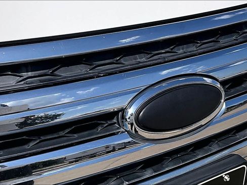 Used 2013 Ford Edge SEL FWD image 30