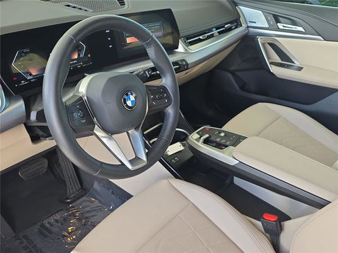 Certified 2025 BMW X1 xDrive28i w/ Convenience Package image 18