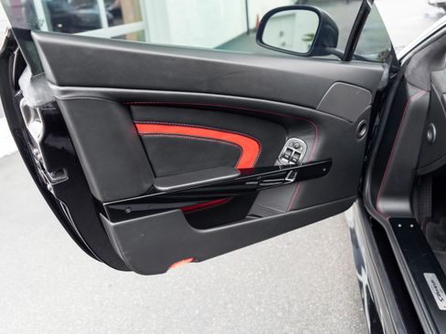 Used 2015 Aston Martin V12 Vantage S image 14