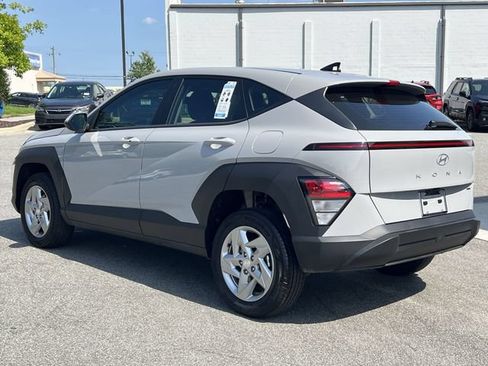 Certified 2026 Hyundai Kona SE AWD/4WD image 17