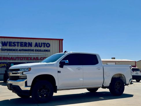 Used 2020 Chevrolet Silverado 1500 LT w/ All-Star Edition RWD image 2