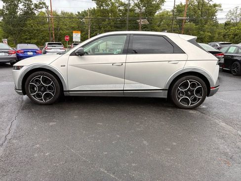 Used 2024 Hyundai Ioniq 5 Limited AWD/4WD image 4