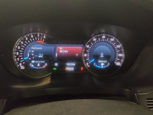 Used 2016 Ford Explorer Platinum image 23