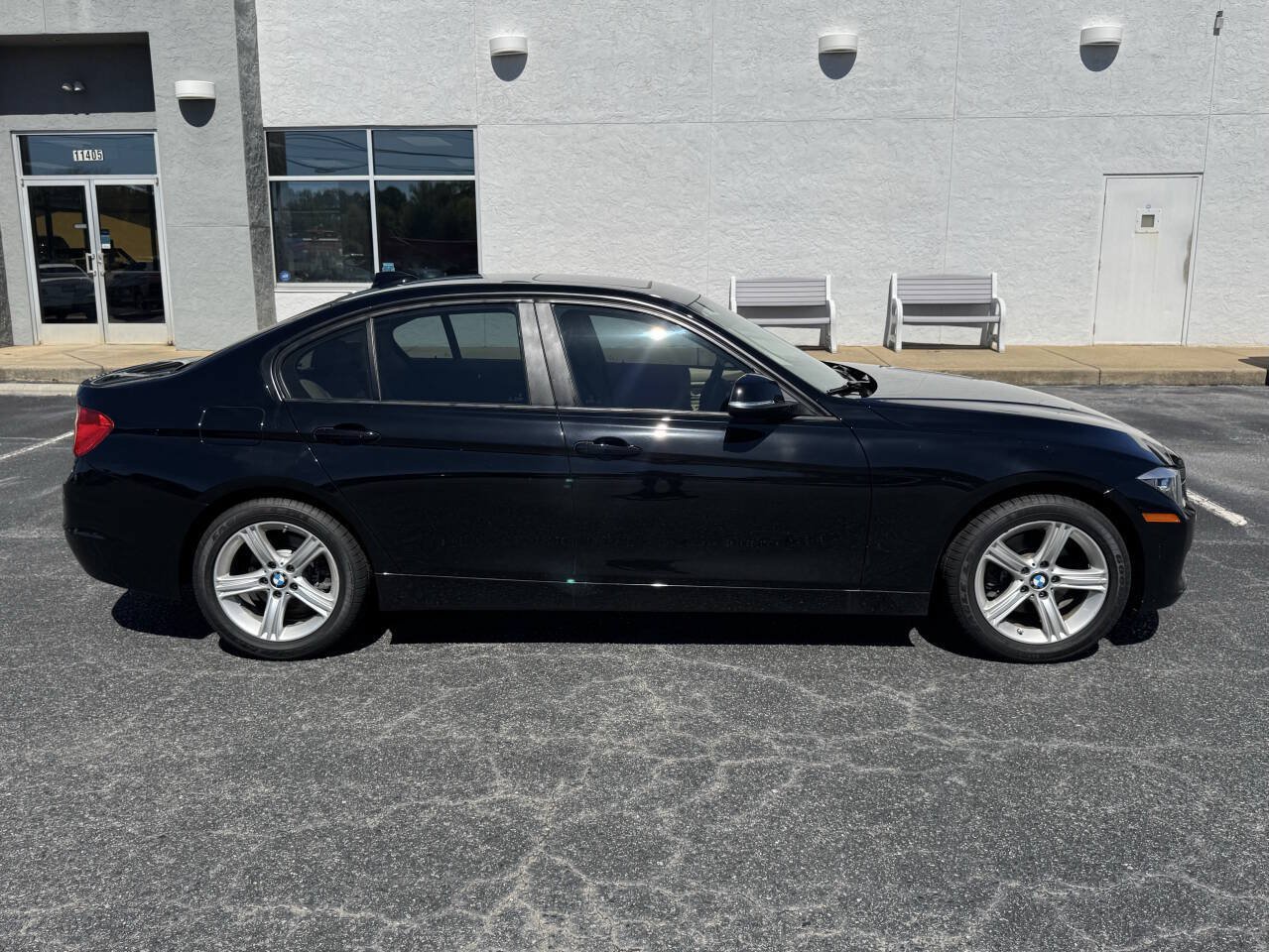 Used 2015 BMW 328i Sedan w/ Driver Assistance Package RWD image 7