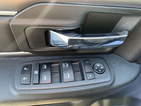 Used 2022 RAM 1500 Classic Warlock AWD/4WD image 12