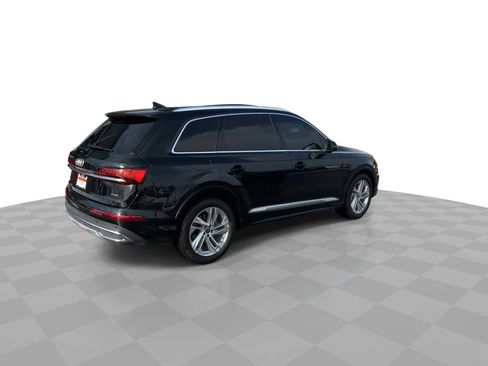 Used 2023 Audi Q7 3.0T Prestige w/ Prestige Package image 8