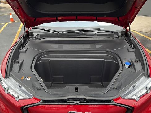 Used 2021 Ford Mustang Mach-E Premium image 25