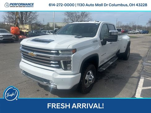 Used 2021 Chevrolet Silverado 3500 High Country image 9