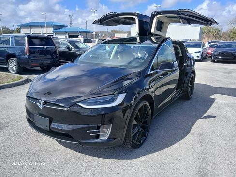 Used 2016 Tesla Model X Performance AWD/4WD image 18