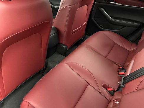 New 2026 MAZDA MAZDA3 2.5 S Hatchback w/ Premium Pkg FWD image 10