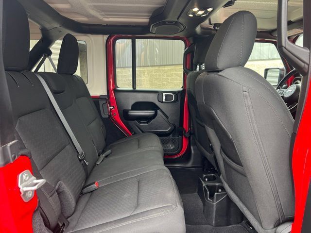Used 2021 Jeep Wrangler Unlimited Sport AWD/4WD image 13