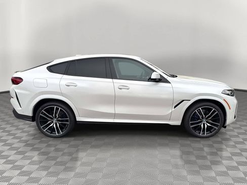 New 2026 BMW X6 xDrive40i w/ Premium Package image 2