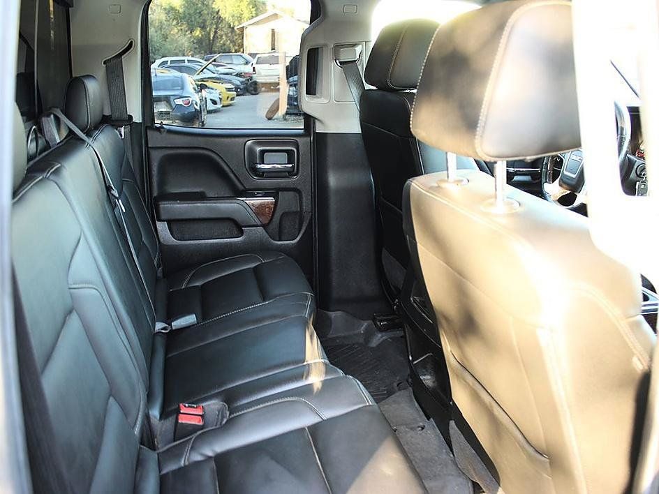 Used 2018 GMC Sierra 1500 SLT w/ SLT Premium Package RWD image 16