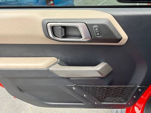 Used 2022 Ford Bronco Wildtrak AWD/4WD image 15