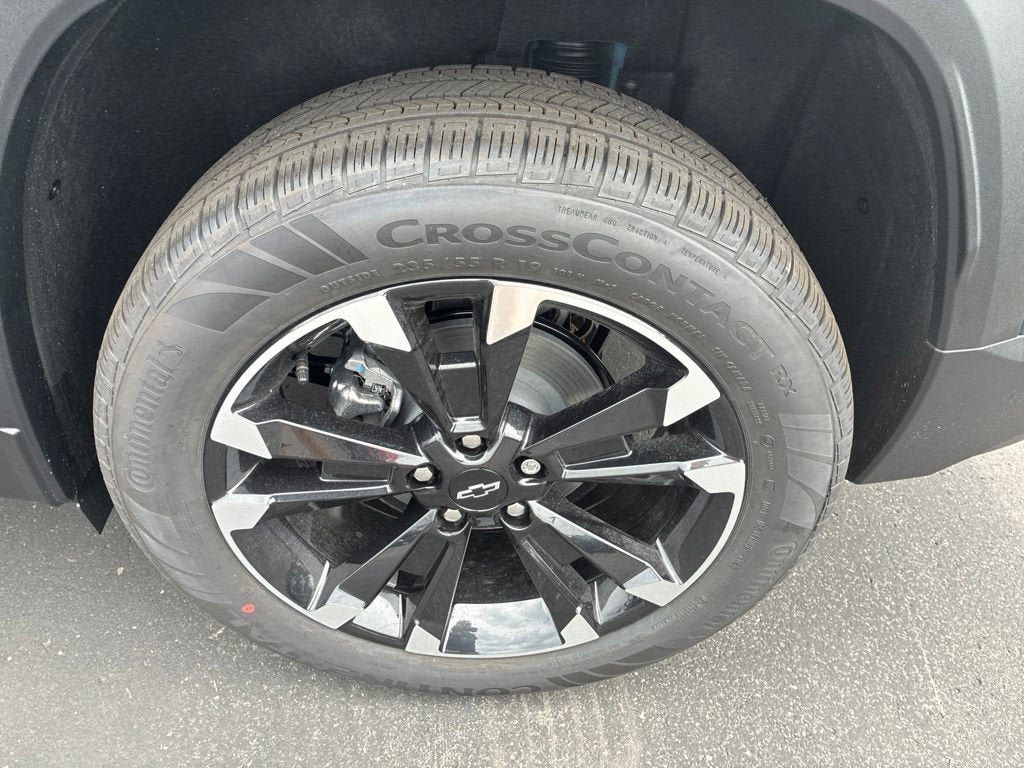 New 2027 Chevrolet Equinox RS w/ Safety and Technology Package AWD/4WD image 47