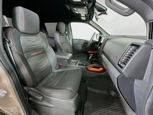 Used 2024 Nissan Frontier PRO-4X w/ Technology Package image 30