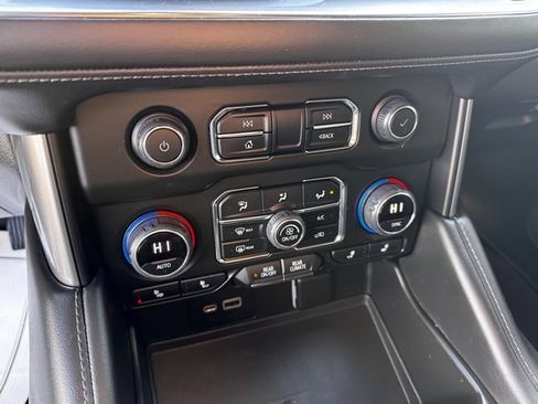 Used 2023 Chevrolet Tahoe LT w/ Luxury Package image 20