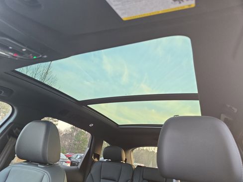 Certified 2025 Audi Q7 2.0T Premium w/ Convenience Package image 28