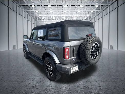 Used 2023 Ford Bronco Outer Banks AWD/4WD image 3