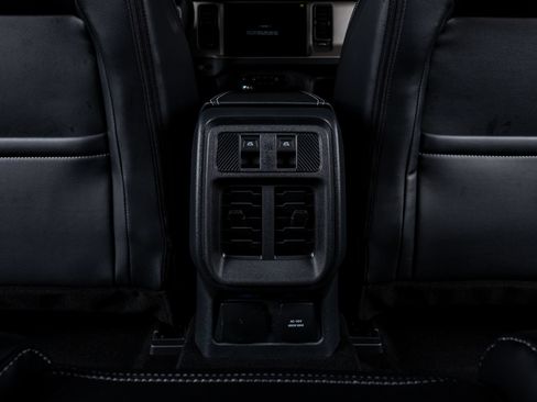 Used 2026 Ford Bronco Outer Banks AWD/4WD image 32