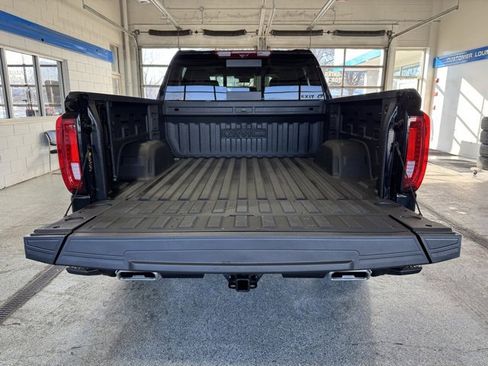 Used 2025 GMC Sierra 1500 Denali Ultimate image 11
