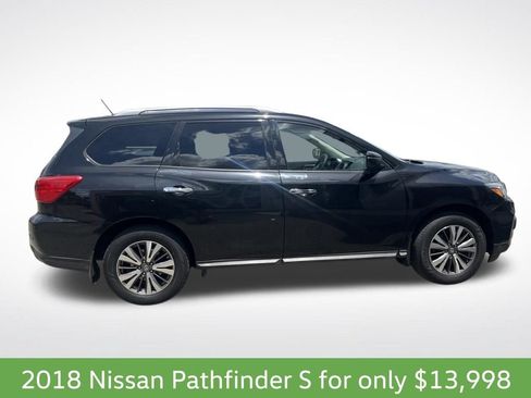 Used 2018 Nissan Pathfinder S AWD/4WD image 5
